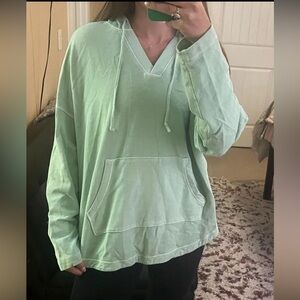 Light green old navy pullover